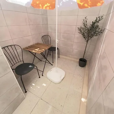 Lacus Town Guest house